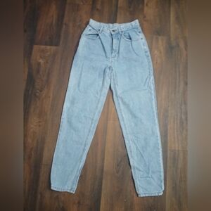 Light Blue Women's Jeans Vintage Liz Claibourne.